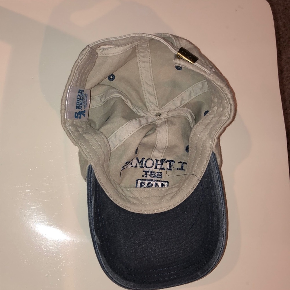 St. Thomas hat - Picture 3 of 3